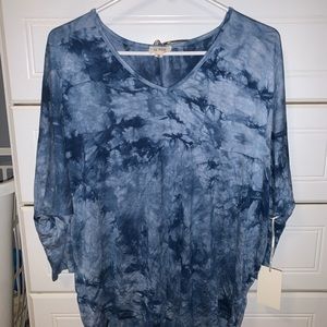 Women’s shirt